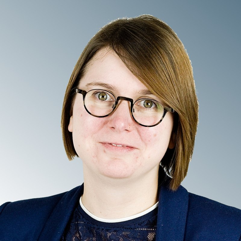 Rebecca Lomax 